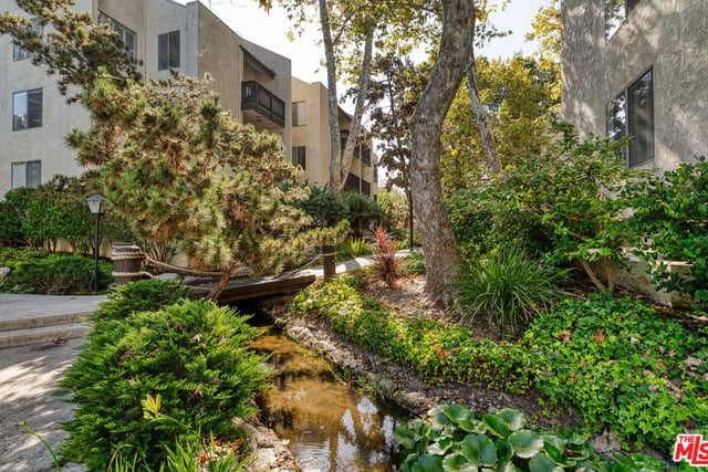 8207 Summertime Lane, Culver City, CA 90230 — photo 18 of 31