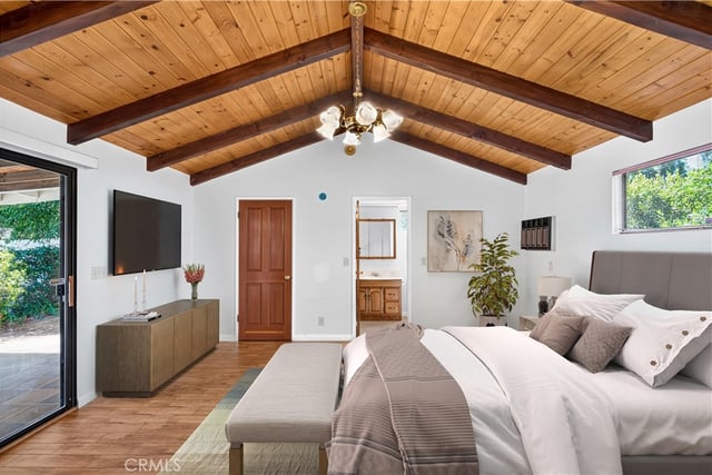 23032 Cohasset Street, West Hills, CA 91307 — photo 6 of 24