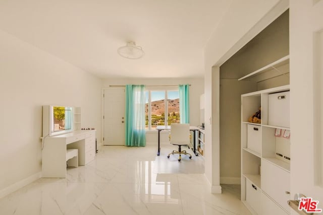 5703 Parkmor Road, Calabasas, CA 91302 — photo 15 of 50