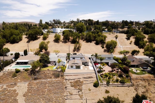 5703 Parkmor Road, Calabasas, CA 91302 — photo 44 of 50