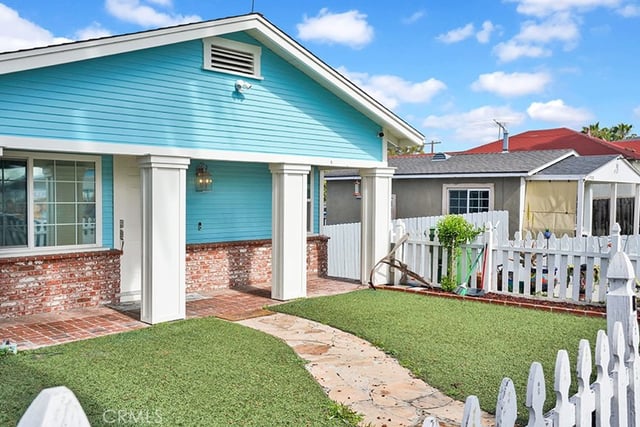 944 W Sepulveda Street, San Pedro, CA 90731 — photo 2 of 27