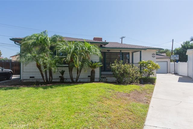 9002 Amsdell Avenue, Whittier, CA 90605 — photo 3 of 56