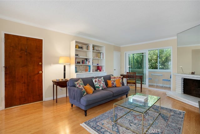 1240 Franklin Street 5, Santa Monica, CA 90404 — photo 2 of 25