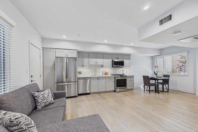 137 S Wilson Avenue 106, Pasadena, CA 91106 — photo 16 of 26