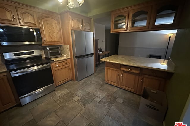 14616 Daisy Meadow Street, Santa Clarita, CA 91387 — photo 4 of 14