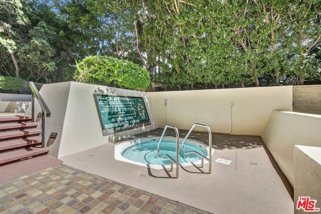 10790 Wilshire Boulevard 404, Los Angeles, CA 90024 — photo 31 of 32