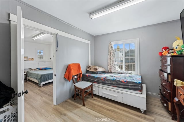 4255 Menlo, Los Angeles, CA 90037 — photo 11 of 23