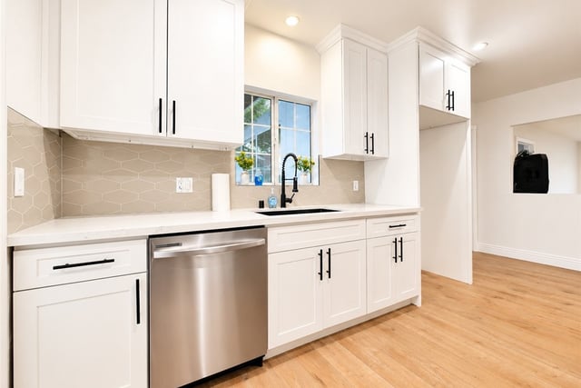 554 W Verness Street, Covina, CA 91723 — photo 13 of 41