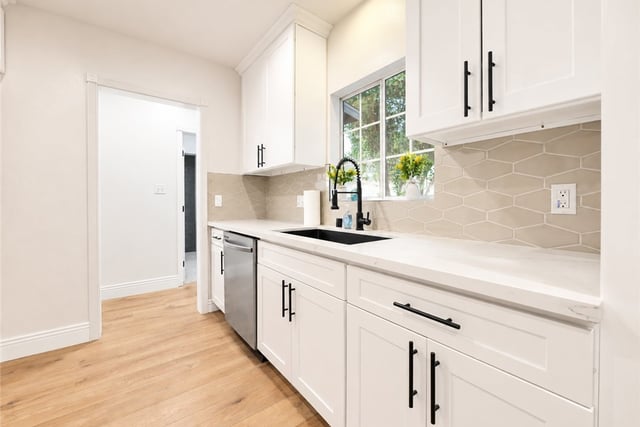 554 W Verness Street, Covina, CA 91723 — photo 15 of 41