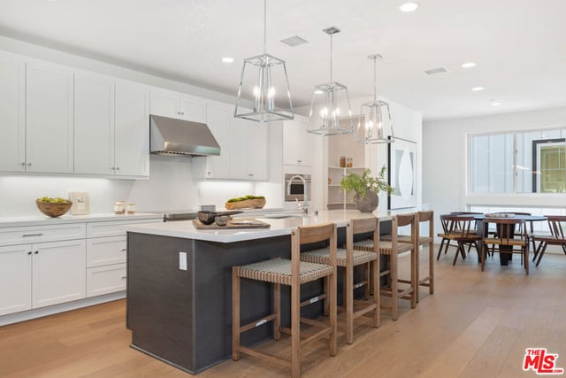 4328 Wilkinson Avenue, Studio City, CA 91604 — photo 3 of 28