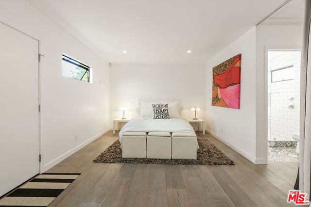 754 Washington Boulevard, Los Angeles, CA 90292 — photo 5 of 13