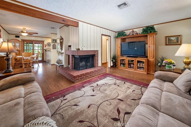 25068 Wheeler Road, Newhall, CA 91321 — photo 11 of 33