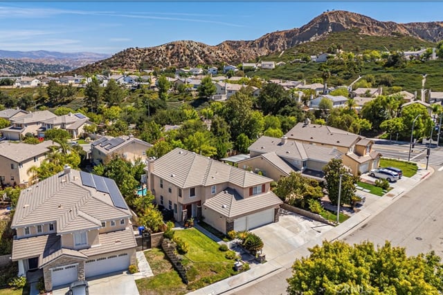 26518 Swan Lane, Canyon Country, CA 91387 — photo 11 of 75