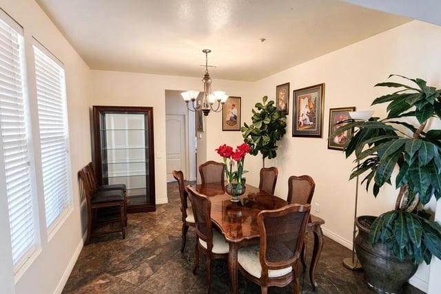 1361 Domingo Place, Oxnard, CA 93030 — photo 4 of 33