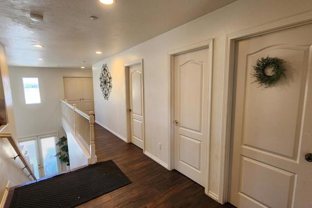 1361 Domingo Place, Oxnard, CA 93030 — photo 8 of 33