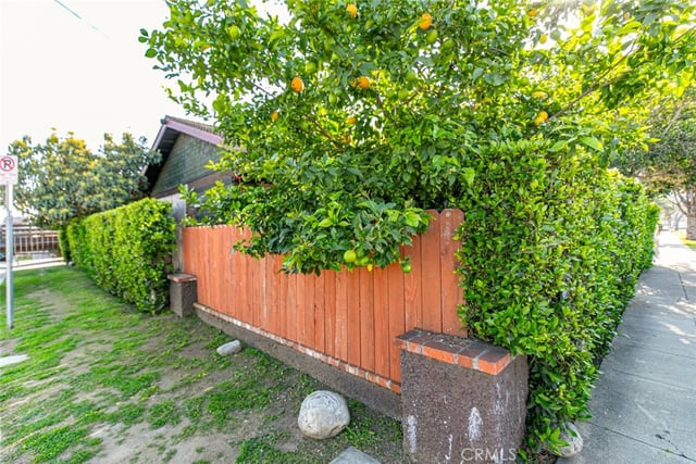 514 W River Street, Los Angeles, CA 90065 — photo 4 of 7