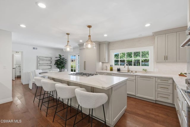 280 Cummings Road, Santa Paula, CA 93060 — photo 13 of 48