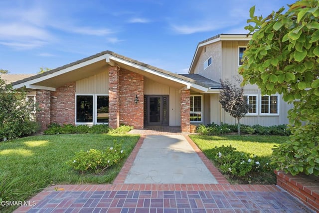 280 Cummings Road, Santa Paula, CA 93060 — photo 3 of 48