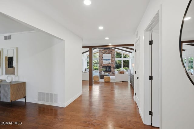 280 Cummings Road, Santa Paula, CA 93060 — photo 6 of 48