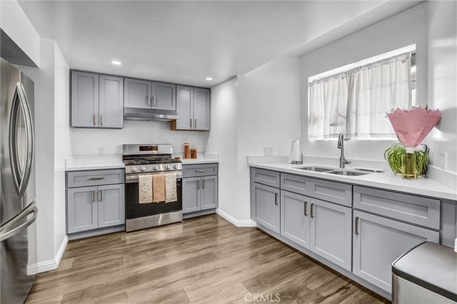 15012 Wyandotte, Los Angeles, CA 91405 — photo 24 of 59