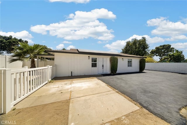 9826 Columbus, North Hills, CA 91343 — photo 13 of 75