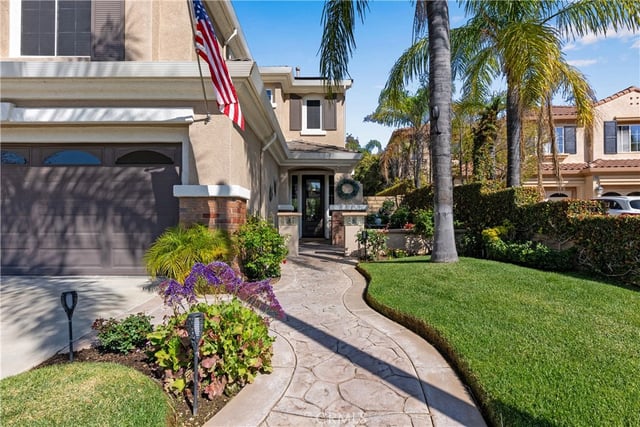 22019 Gold Canyon Drive, Saugus, CA 91390 — photo 4 of 51