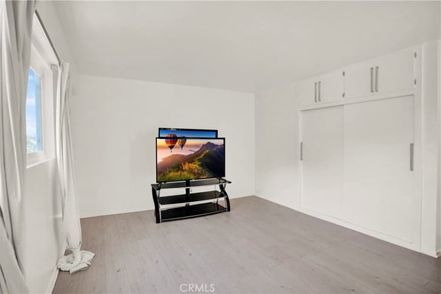 5065 La Calandria Drive, Los Angeles, CA 90032 — photo 16 of 33