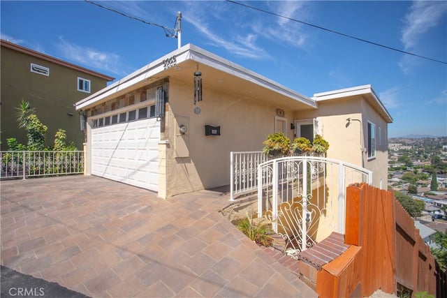 5065 La Calandria Drive, Los Angeles, CA 90032 — photo 3 of 33