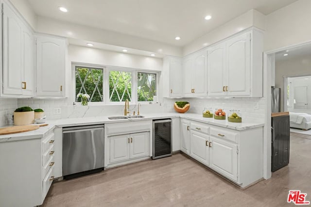336 Loring Avenue, Los Angeles, CA 90024 — photo 21 of 69