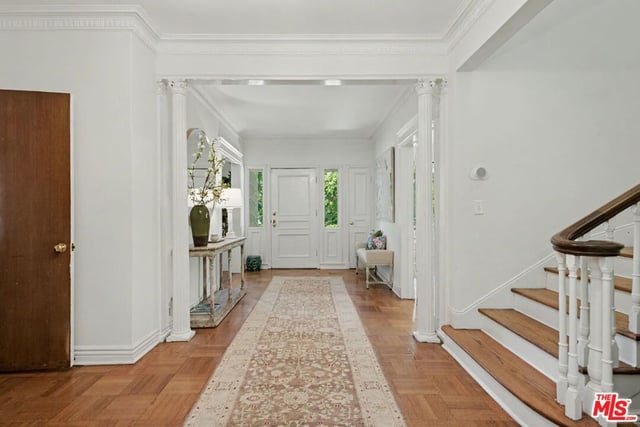 336 Loring Avenue, Los Angeles, CA 90024 — photo 8 of 69