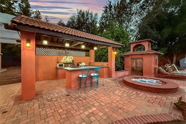 23254 Hatteras, Woodland Hills, CA 91367 — photo 9 of 75