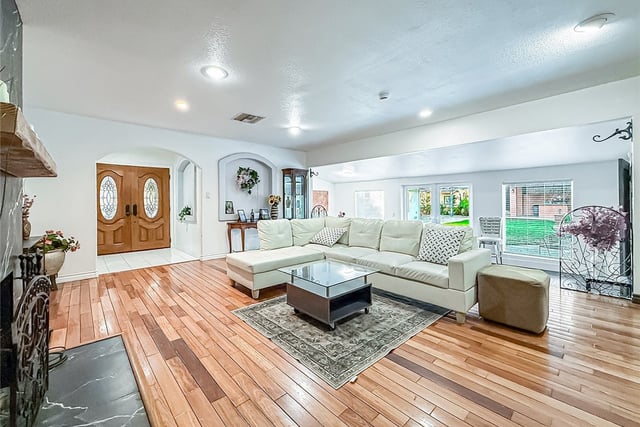 23254 Hatteras, Woodland Hills, CA 91367 — photo 36 of 75
