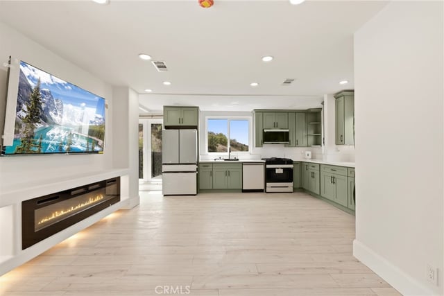4112 Telluride, Los Angeles, CA 90031 — photo 8 of 62