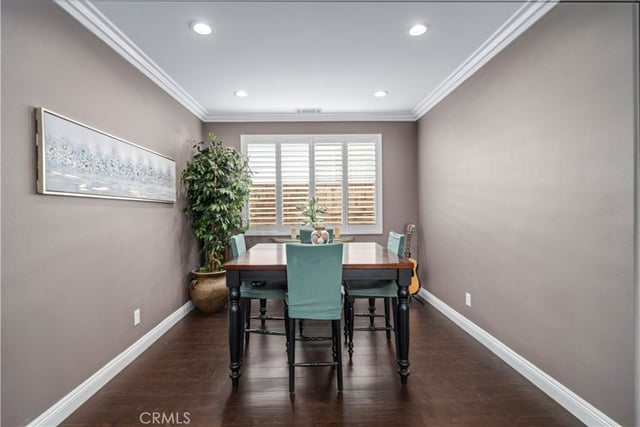 27648 Elk Ridge, Castaic, CA 91384 — photo 10 of 47
