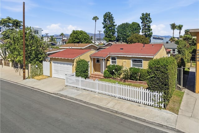 5701 Fair, North Hollywood, CA 91601 — photo 3 of 29