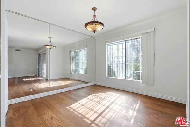 837 S Windsor Boulevard 6, Los Angeles, CA 90005 — photo 7 of 24
