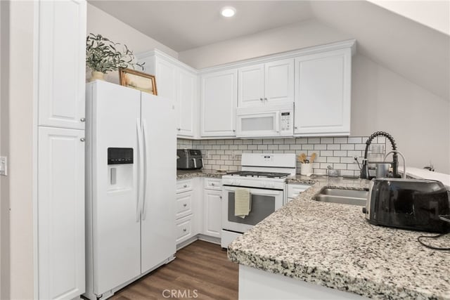 14104 W Birch Lane, Van Nuys, CA 91405 — photo 11 of 31