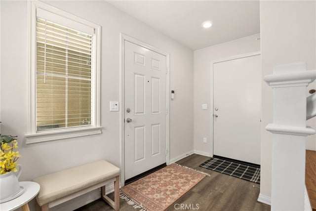 14104 W Birch Lane, Van Nuys, CA 91405 — photo 4 of 31