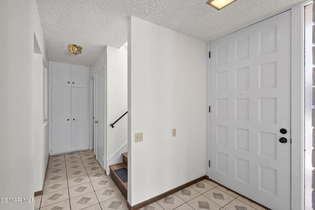 1654 Edgewater Lane, Camarillo, CA 93010 — photo 6 of 43