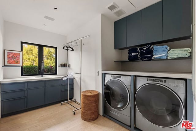 433 Bellagio Terrace, Los Angeles, CA 90049 — photo 12 of 26