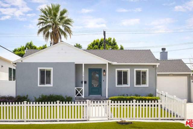 17630 Martha Street, Los Angeles, CA 91316 — photo 2 of 32
