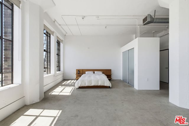 315 E 8th Street 505, Los Angeles, CA 90014 — photo 10 of 20