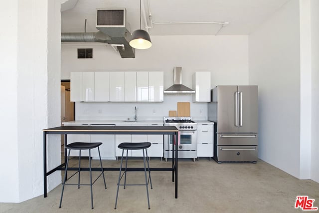 315 E 8th Street 505, Los Angeles, CA 90014 — photo 7 of 20