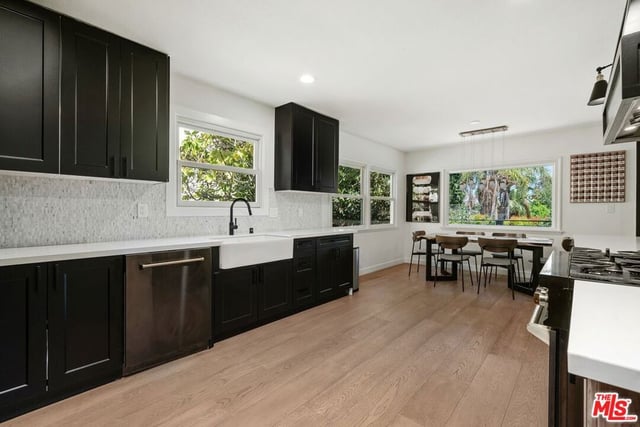 3304 Shelby Drive, Los Angeles, CA 90034 — photo 15 of 33