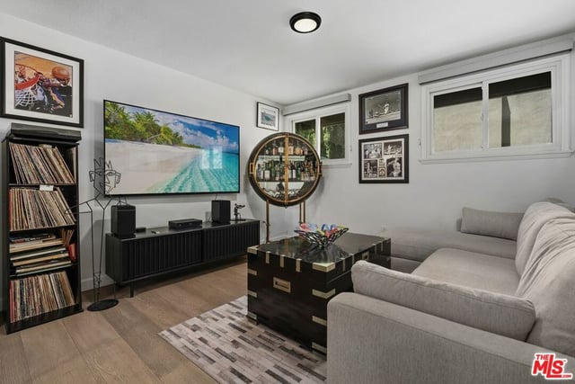 3304 Shelby Drive, Los Angeles, CA 90034 — photo 17 of 33