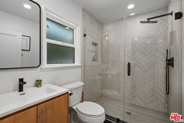 3304 Shelby Drive, Los Angeles, CA 90034 — photo 18 of 33