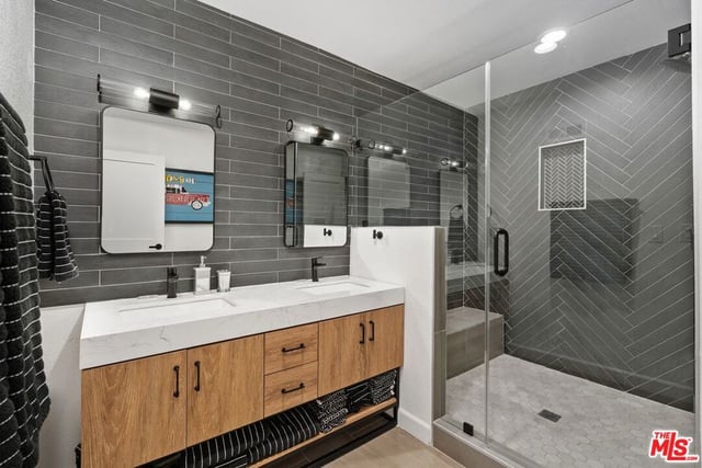3304 Shelby Drive, Los Angeles, CA 90034 — photo 30 of 33
