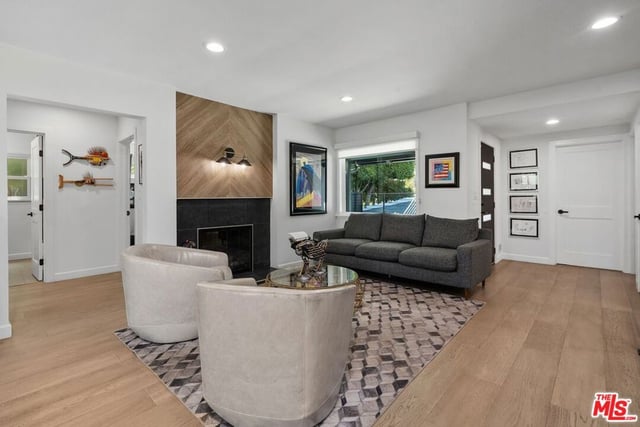 3304 Shelby Drive, Los Angeles, CA 90034 — photo 5 of 33