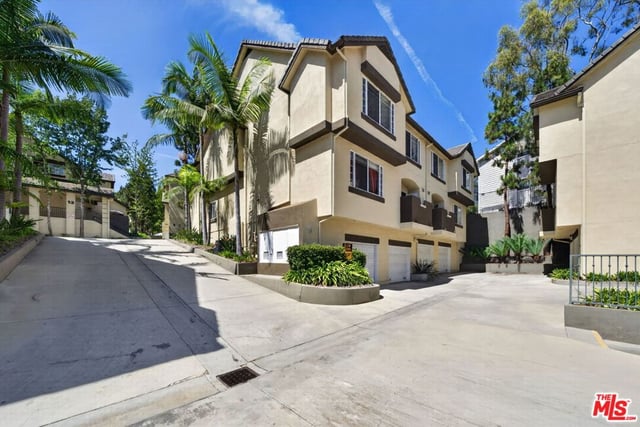 4600 Don Lorenzo Drive 4, Los Angeles, CA 90008 — photo 33 of 38