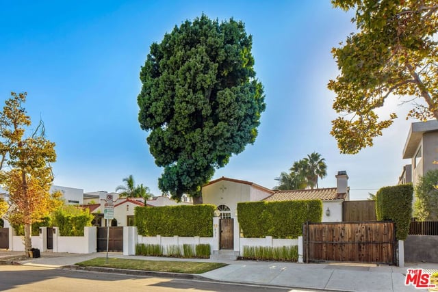 631 N Fuller Avenue, Los Angeles, CA 90036 — photo 3 of 23